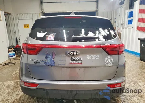 2018 Kia Sportage Lx z USA, uszkodzony, nr VIN KNDPMCAC9J7368540